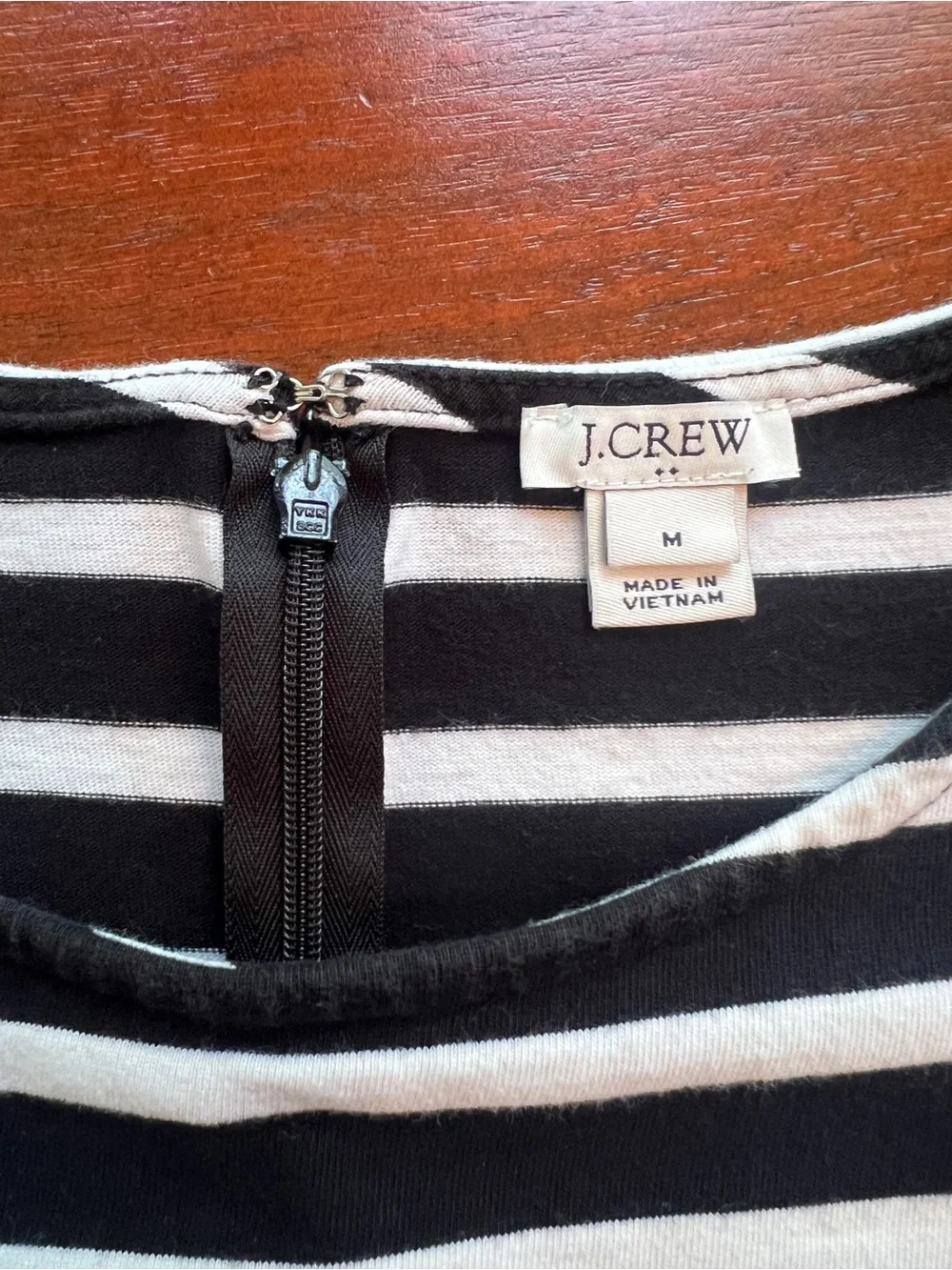 J.CREW Women’s Black/White Striped Knit Shift Dress Ruffle Bell Sleeves Zip M